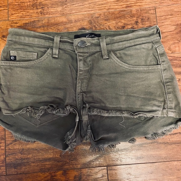 KanCan shorts size 26 army green - Picture 1 of 3